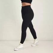 Balance - Scrunch Legging Black